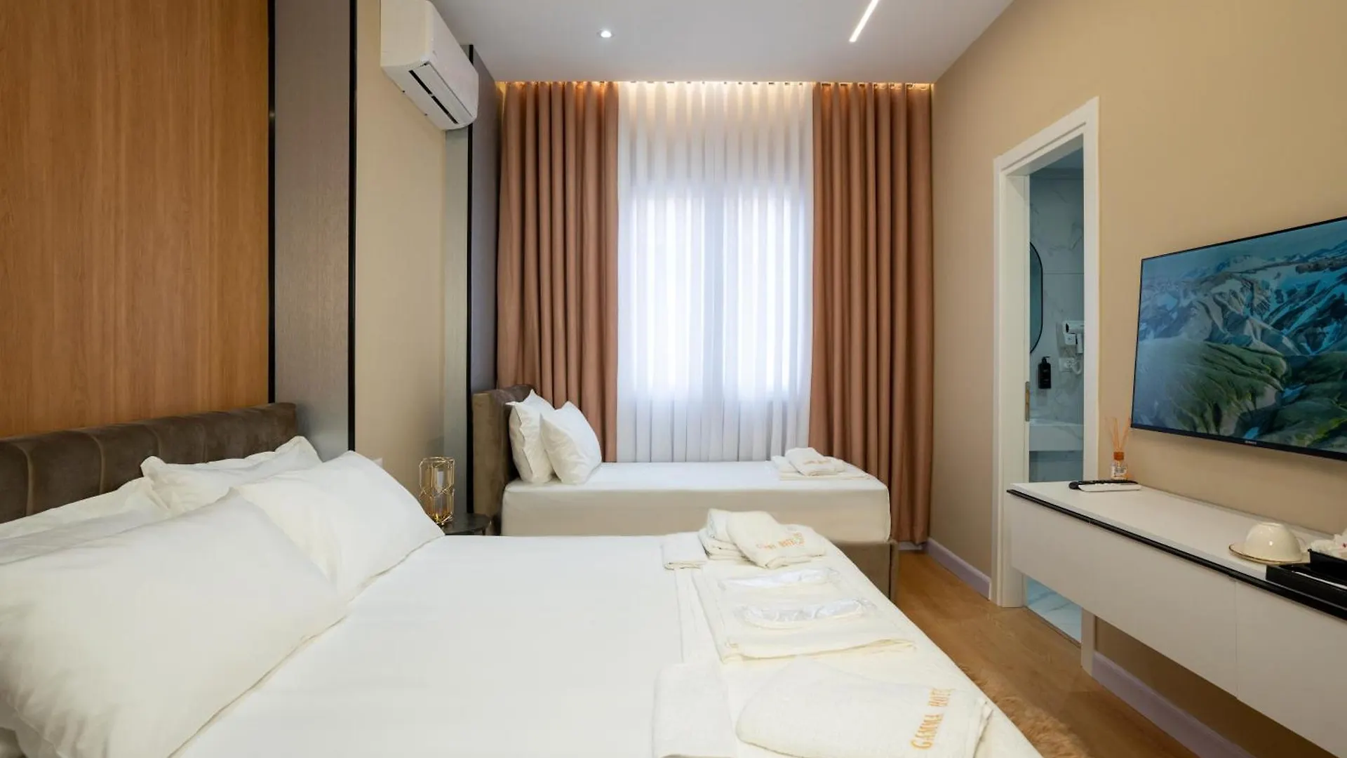 Gamma Hotel 0*, Durrës