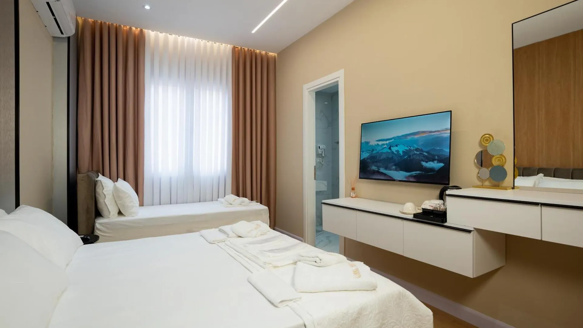 Gamma Hotel 0*, Durrës Albánie